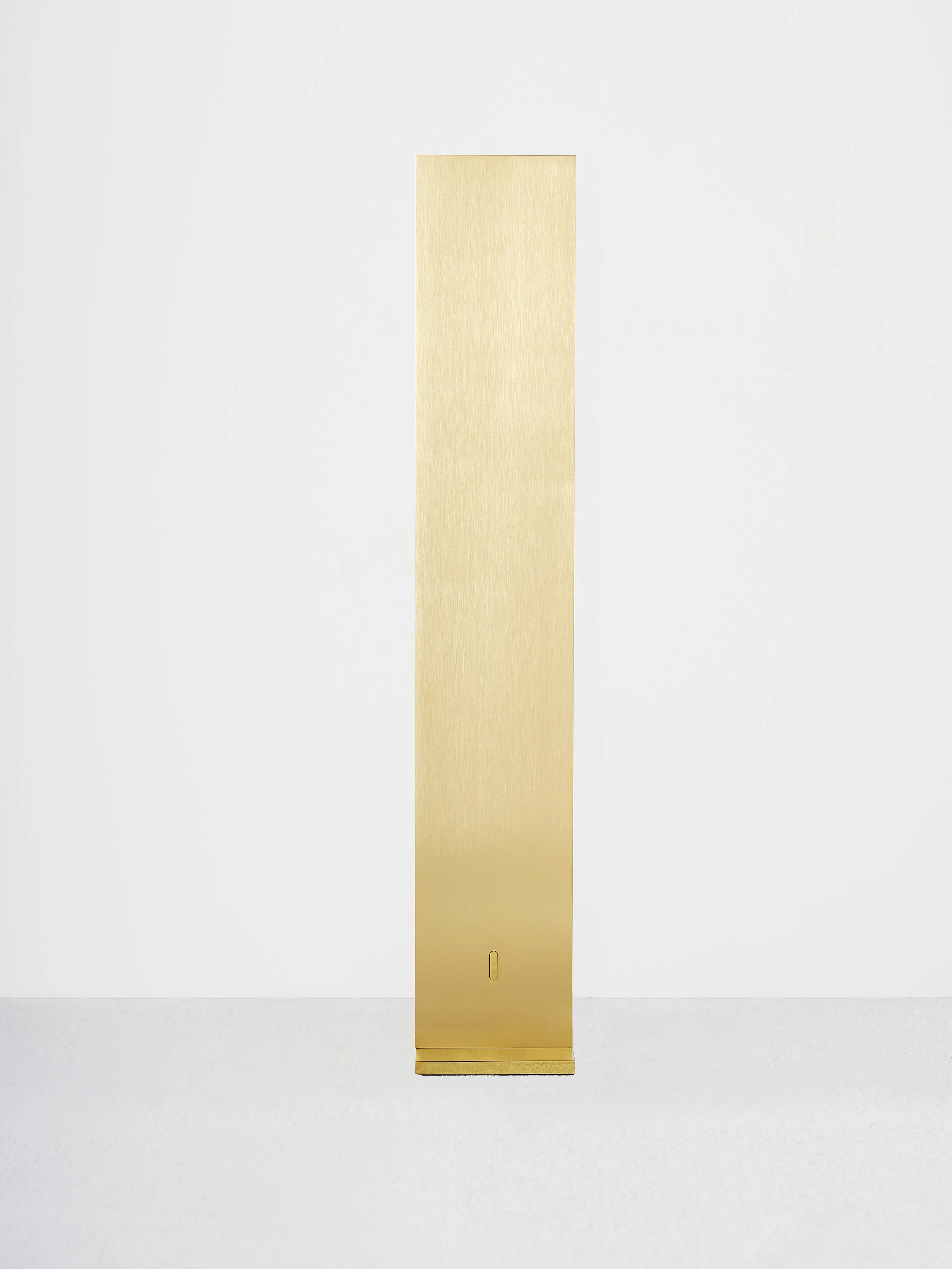 Hypersun Table | Sculptural Elegance — Mandalaki Studio Official